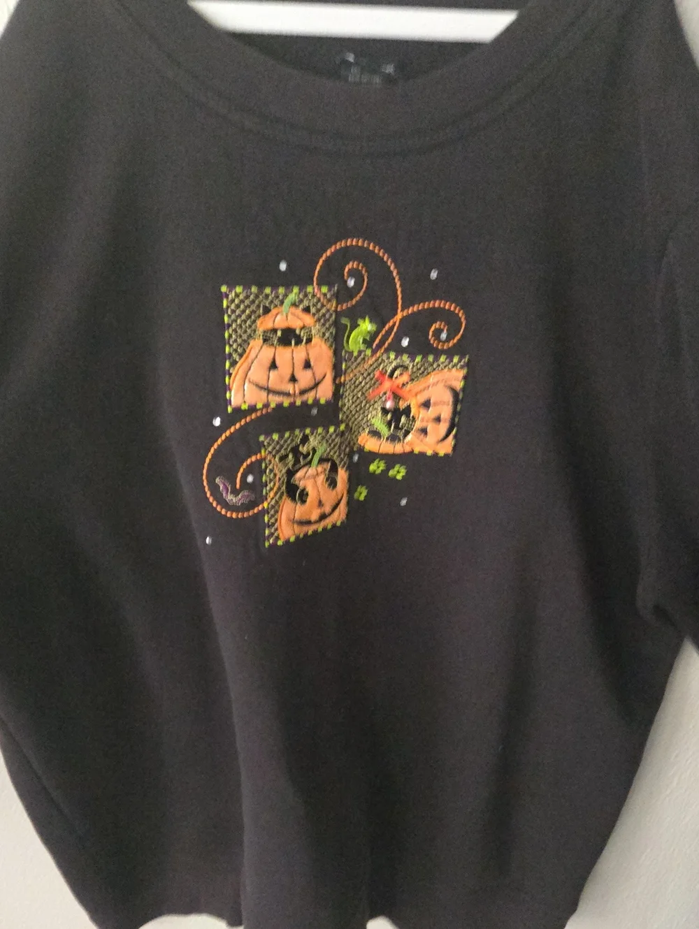 Holiday Editions Black Crewneck Sweatshirt with Orange Pumpkin Patch Graphic .